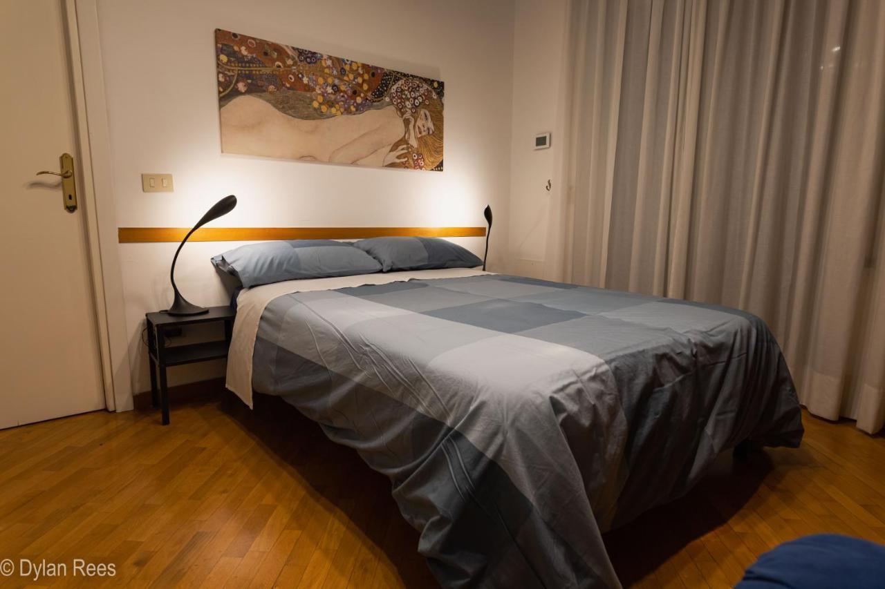 Villa Bob'S Fleming House Roma Esterno foto